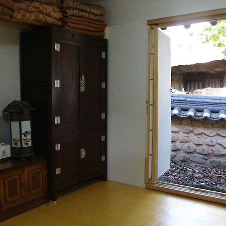 Andong Dureung Gotaek Hotel Exterior photo